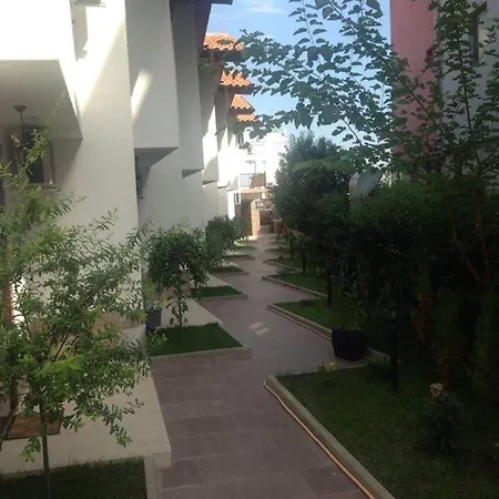 The White Complex بيت للعطل *