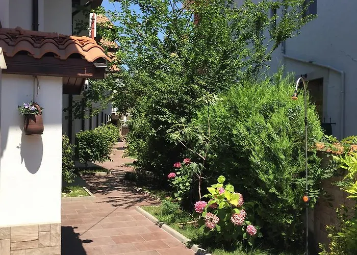 Prázdninový dům The White Complex