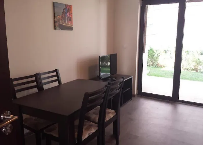 Case de vacanță The White Complex Nesebăr